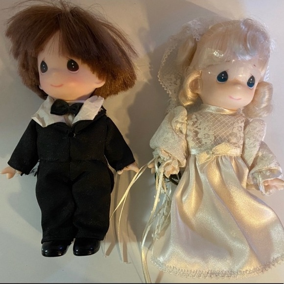 Precious moments bride and groom soft porcelain dolls - Picture 1 of 5